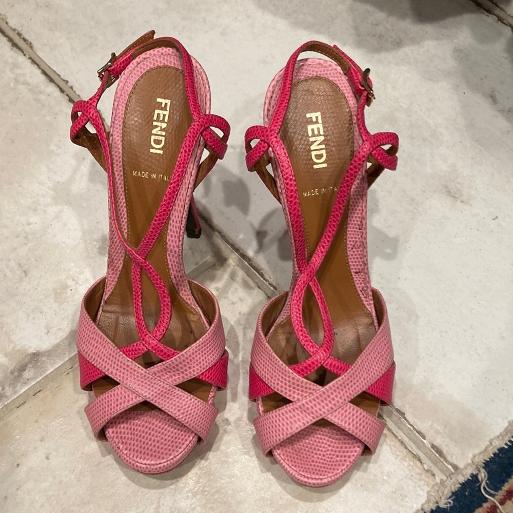 Fendi Pink Sandals Size 35.5 / 5.5